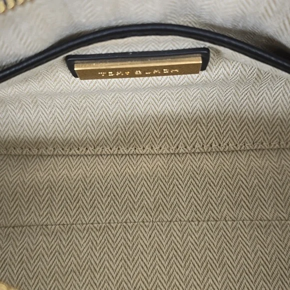 FLASH SALE🔥 NWOT TORY BURCH WILLA SHINE BARREL BAG - Picture 8 of 9